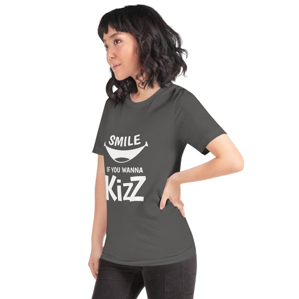 Premium-T-Shirt "Smile, if you wanna Kizz"