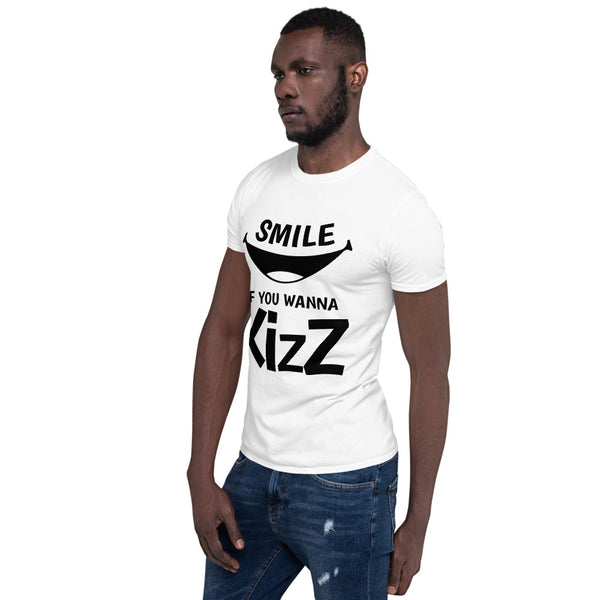 Basic-T-Shirt "Smile if you wanna Kizz"