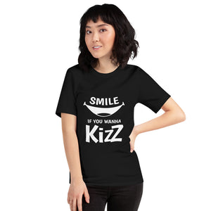 Premium-T-Shirt "Smile, if you wanna Kizz"